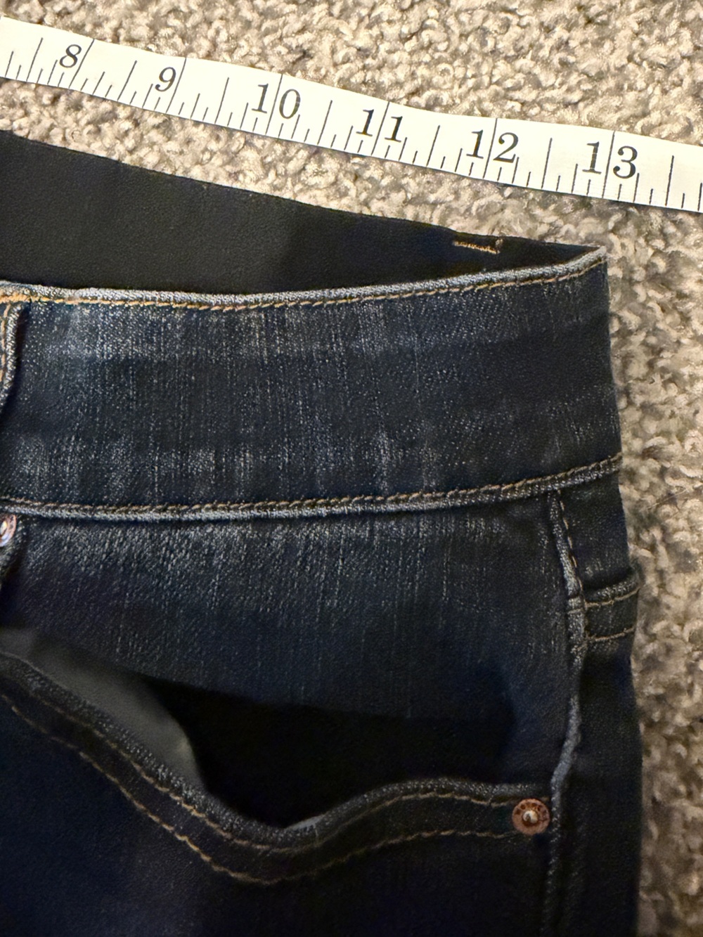 Women's Dark Wash Jeans - Classic - Picture 10 of 15